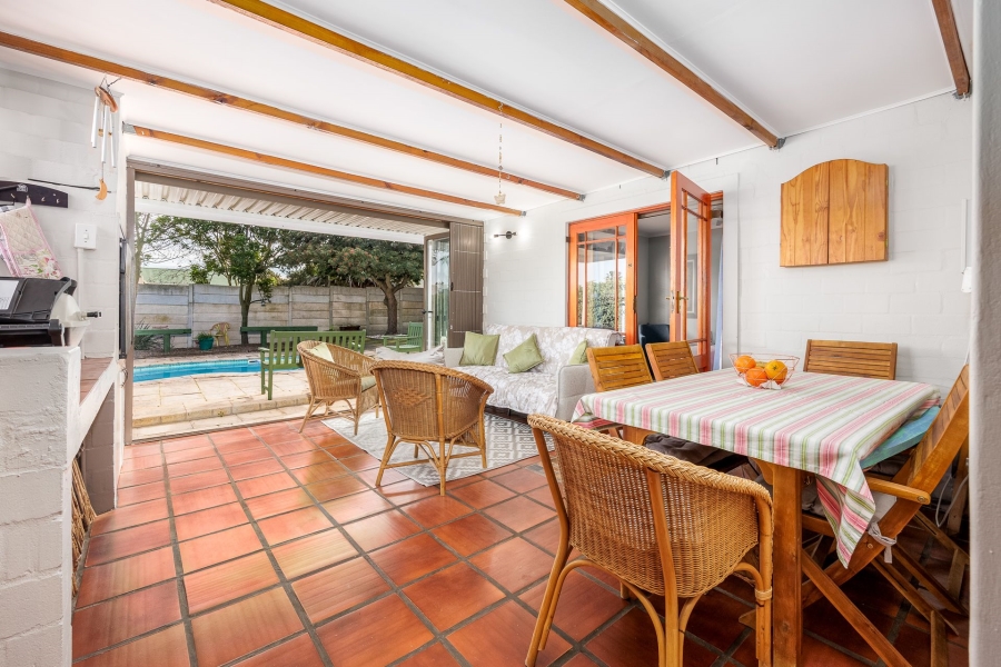 3 Bedroom Property for Sale in Goedemoed Western Cape